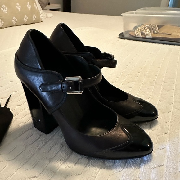 CHANEL heels size 38 - Picture 7 of 9